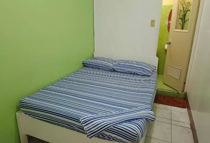 Hotelli Luna Netflix Chill Jomckayl Apartelle