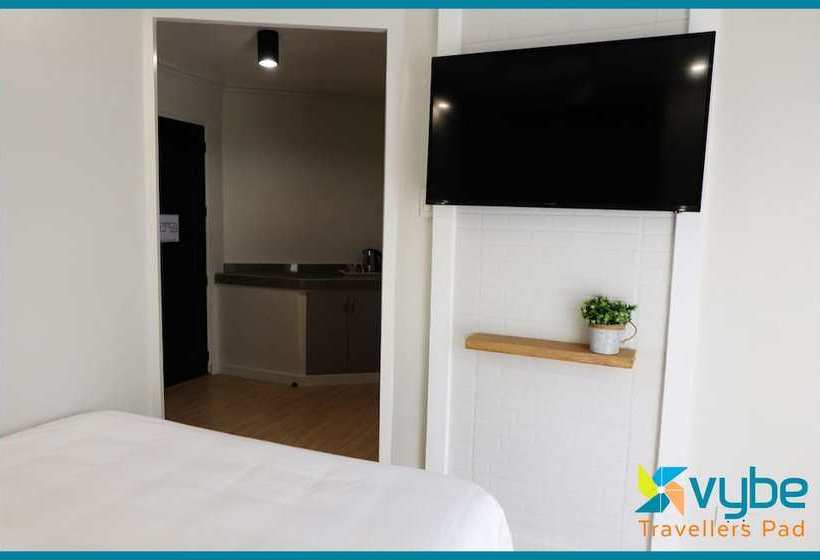 בית מלון כפרי Vybe Travellers Pad