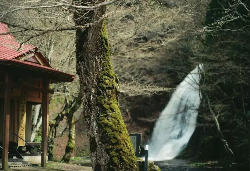 Hotelli Yutoria Fujisato