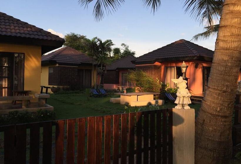 호텔 Bayview Resort Rayong