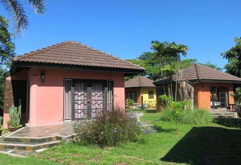 호텔 Bayview Resort Rayong