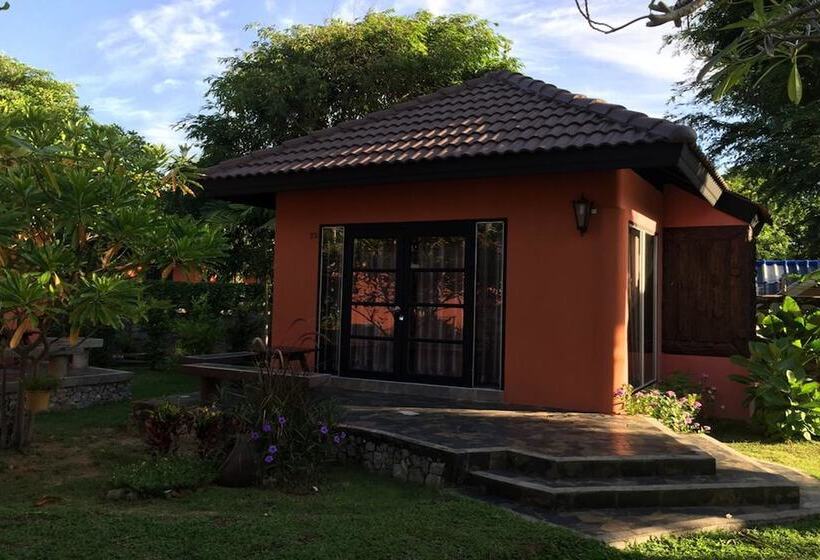 호텔 Bayview Resort Rayong