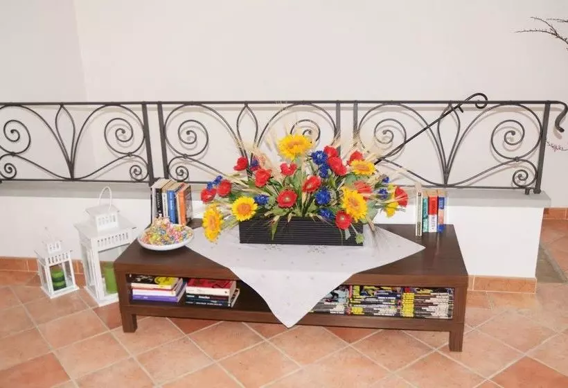 ホテル La Villa Di Arezzo