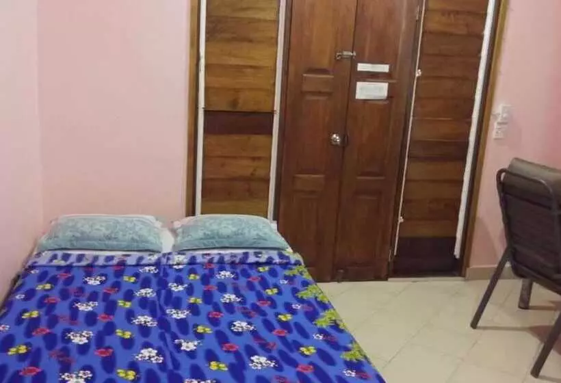 هتل Bluepango Guest House   Hostel