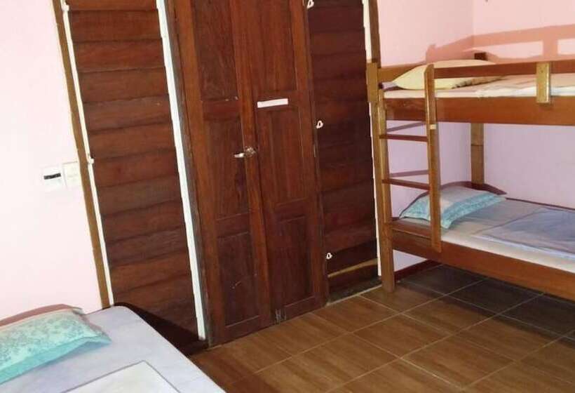 هتل Bluepango Guest House Hostel