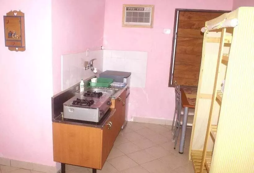هتل Bluepango Guest House   Hostel