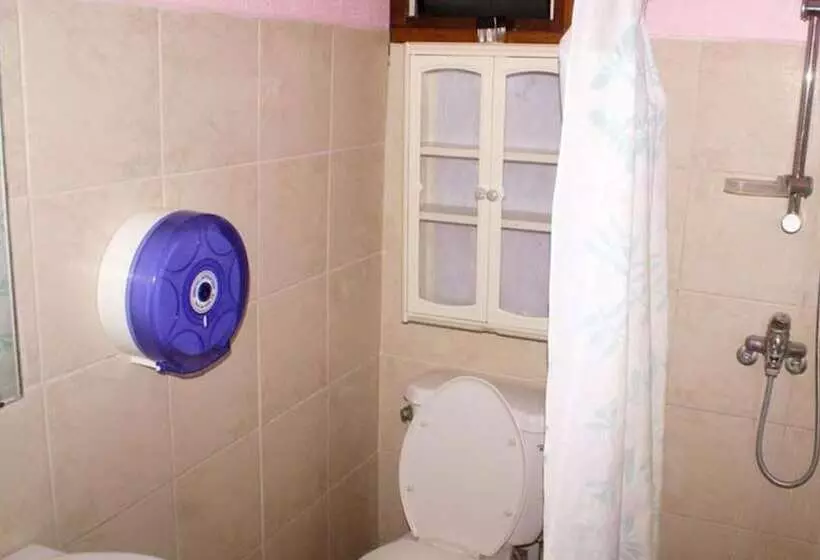 هتل Bluepango Guest House   Hostel