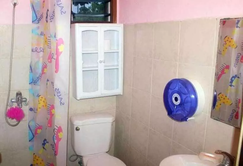هتل Bluepango Guest House   Hostel