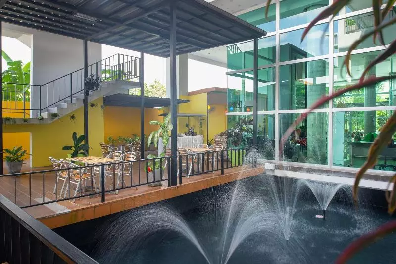 هتل Eco Inn Prime Trang