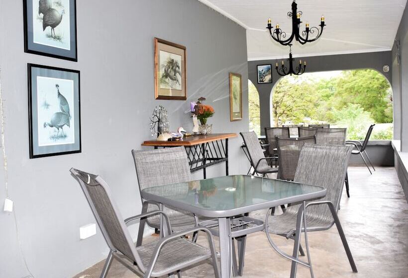 Отель Gordon's On 125 First Street