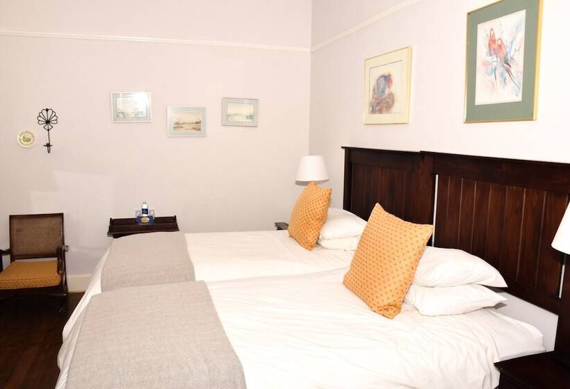 Отель Gordon's On 125 First Street