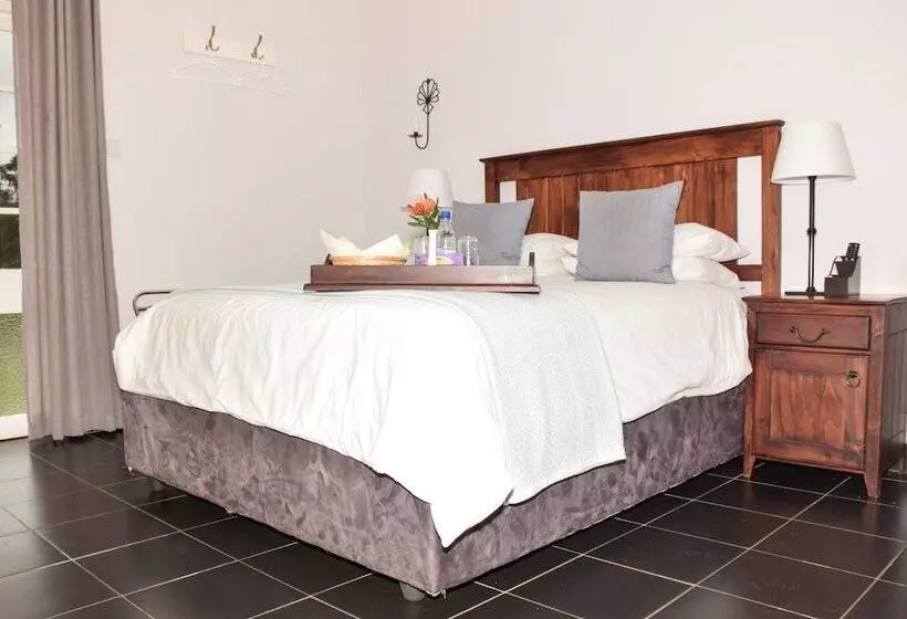 هتل Gordon's On 125 First Street