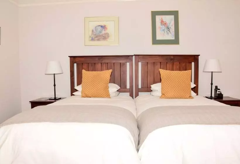 هتل Gordon's On 125 First Street