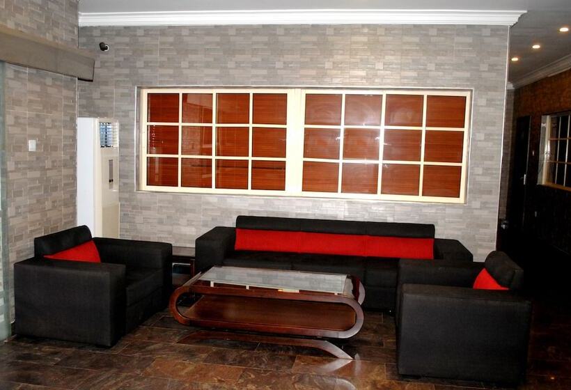 هتل Grand Inn & Suites