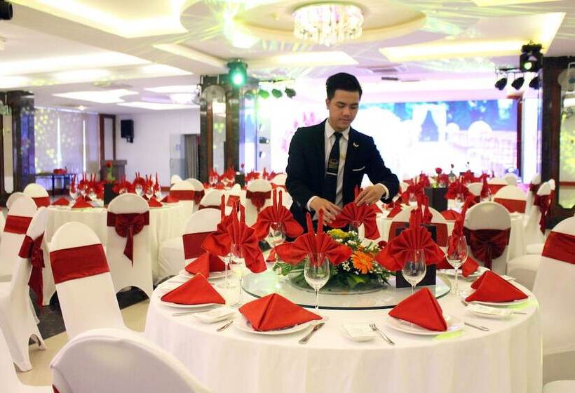 ホテル Muong Thanh Quy Nhon