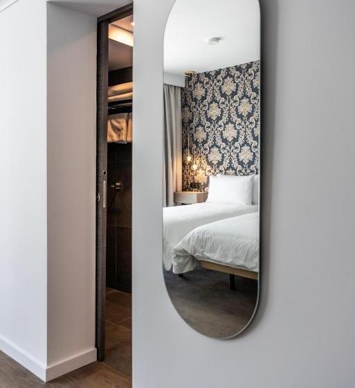 The Orange House Boutique Hotel And Upstairs Rooftop Bar   Brand New