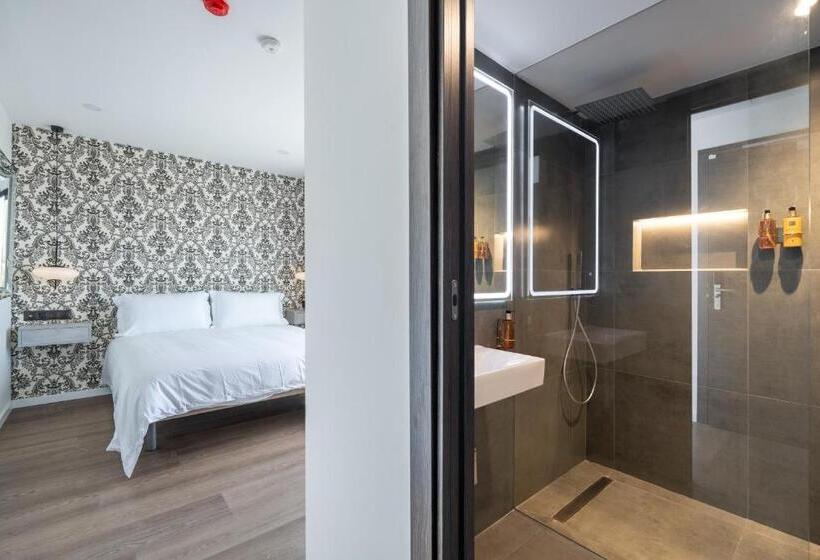 The Orange House Boutique Hotel And Upstairs Rooftop Bar   Brand New