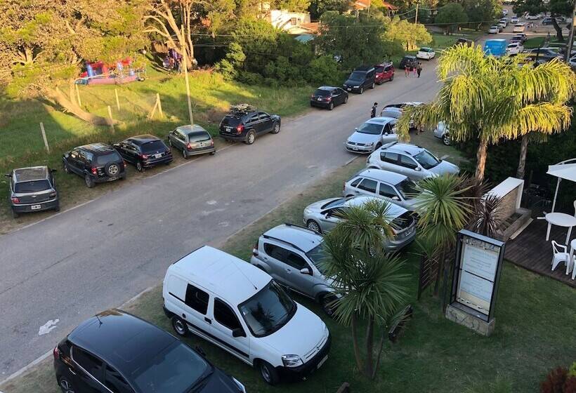 هتل Ayres Village Apart