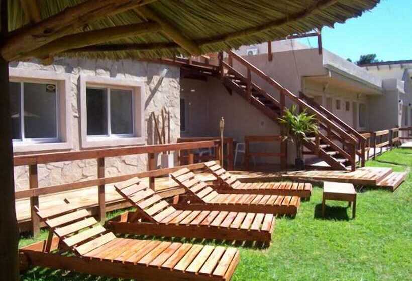 هتل Ayres Village Apart