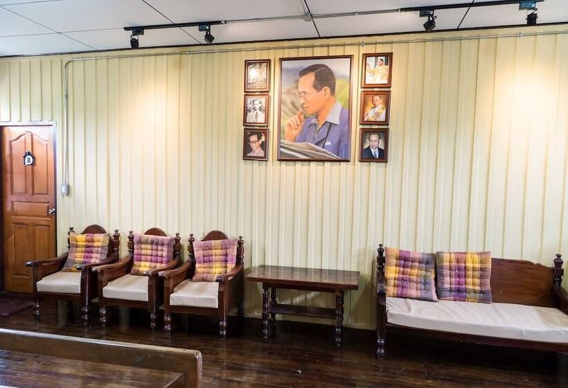 酒店 Banchan Hostel