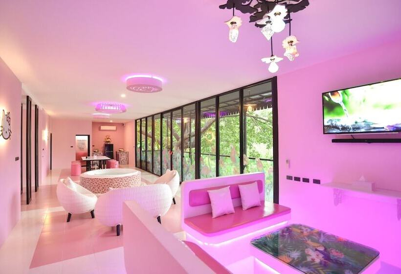 Отель Bed Villa Resort Chaing Rai