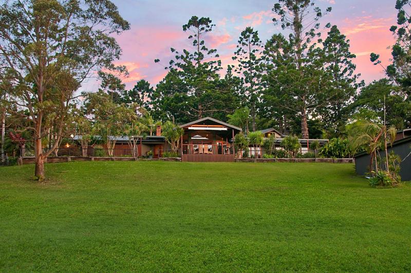 Отель Cape Byron Retreat