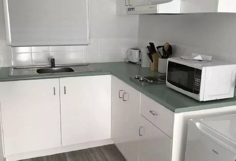 Hotelli Geelong Cbd Accommodation