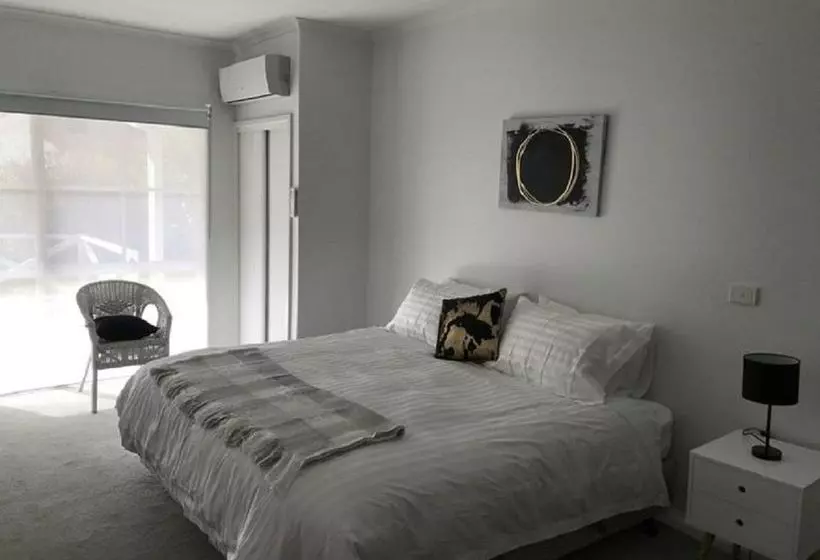 Hotelli Geelong Cbd Accommodation