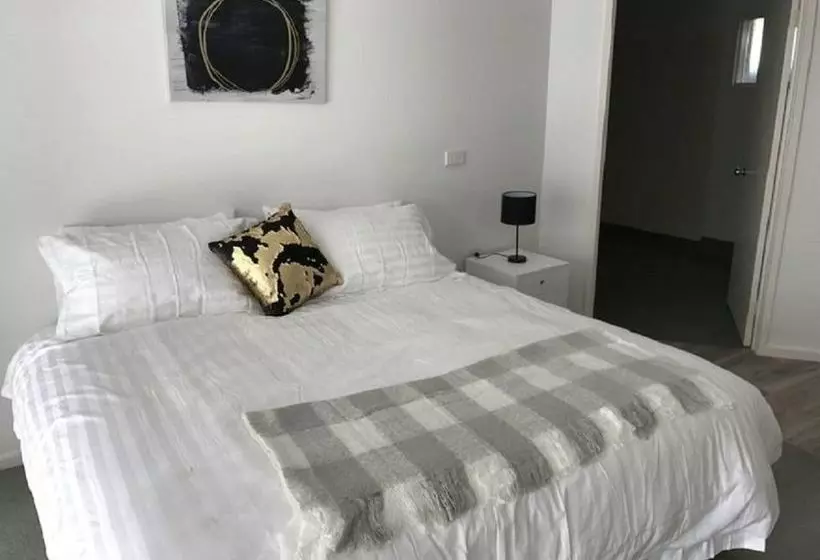 Hotelli Geelong Cbd Accommodation