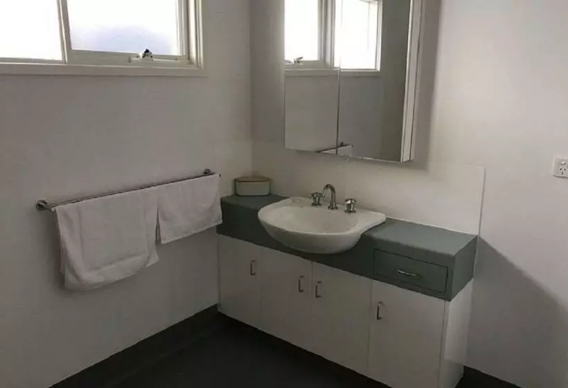 Hotelli Geelong Cbd Accommodation