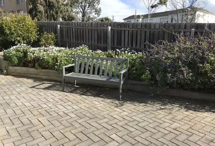 Hotelli Geelong Cbd Accommodation