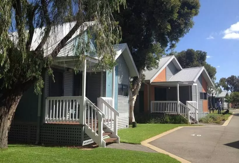 ホテル Mandurah Ocean Marina Chalets