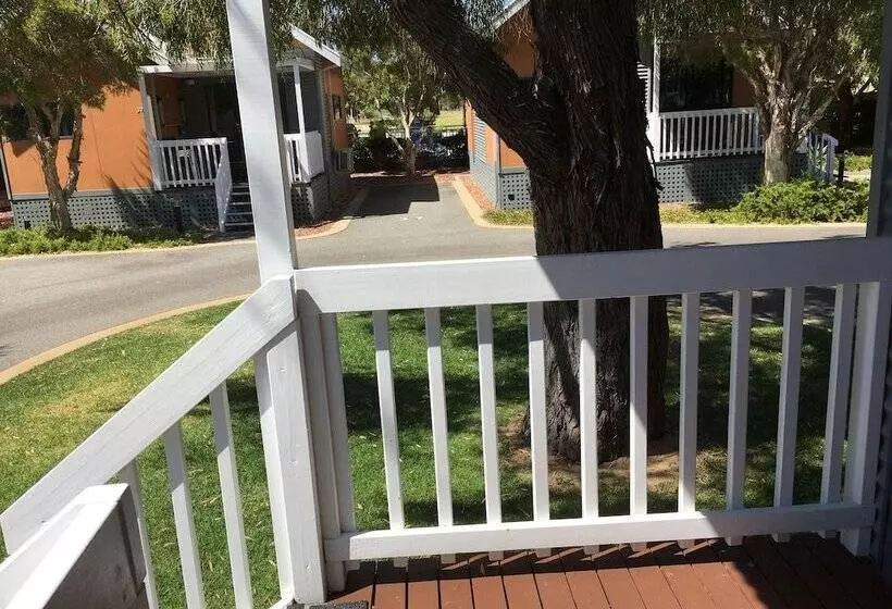 ホテル Mandurah Ocean Marina Chalets