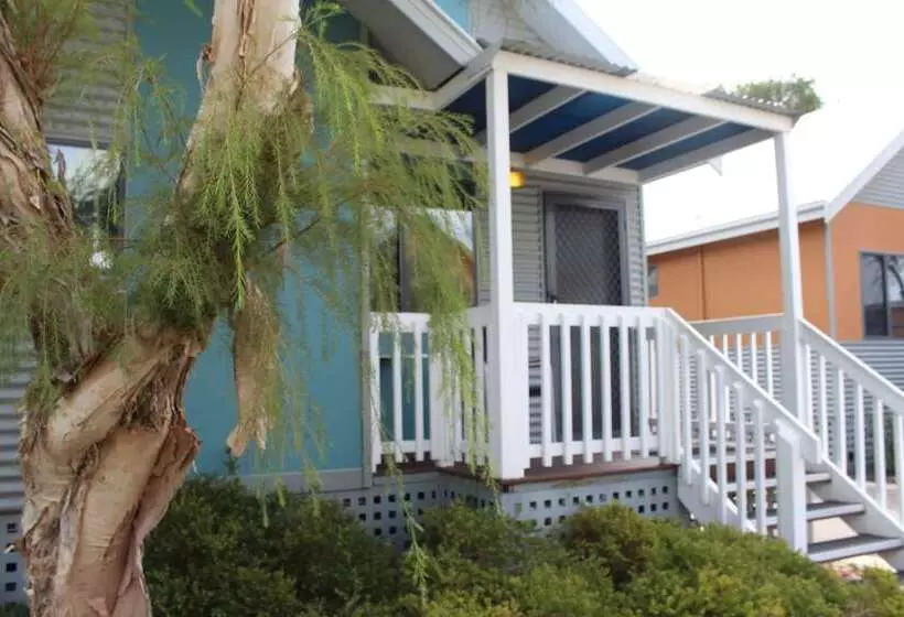ホテル Mandurah Ocean Marina Chalets