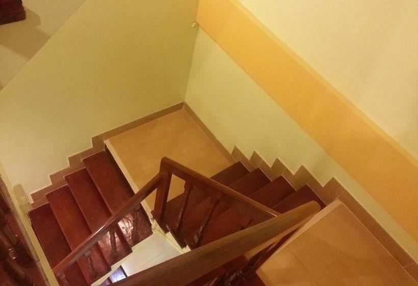 Hotel Nilawan Guesthouse