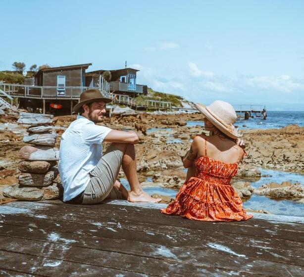 Отель Picnic Island