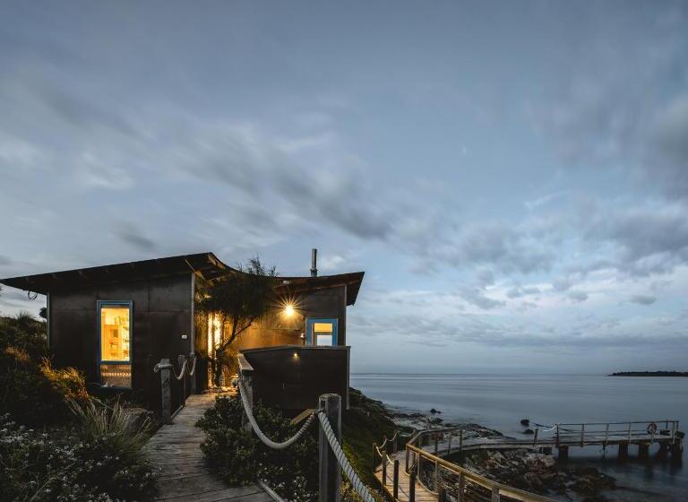 Отель Picnic Island