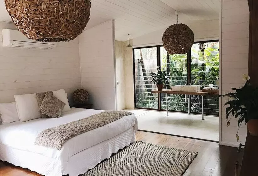 Hotelli The Boathouses At Leaves & Fishes