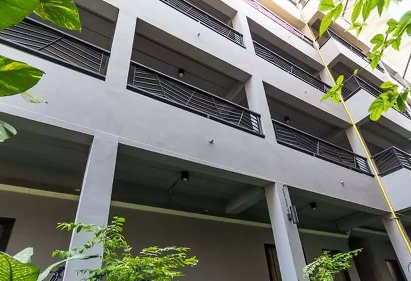 هتل Lm Hostel