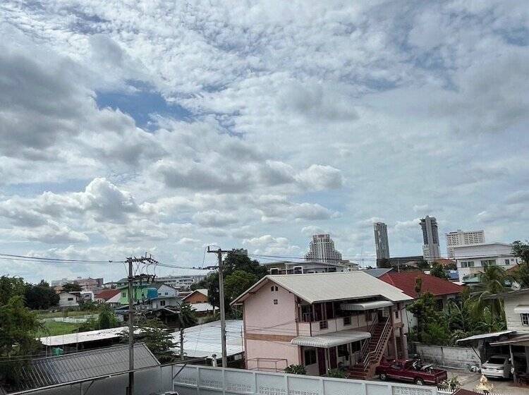 호텔 Wesahh Homeplace