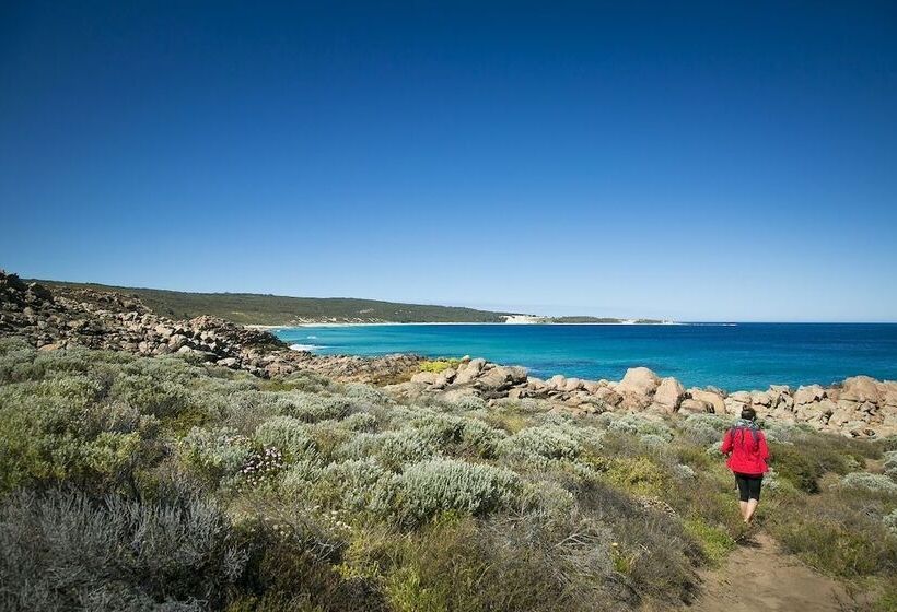 Отель Wyadup Brook Cottages