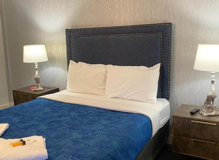 The Palace Hotel Broken Hill