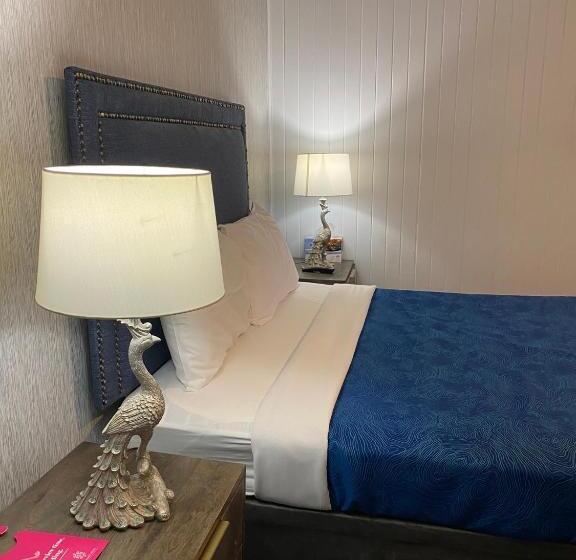 The Palace Hotel Broken Hill