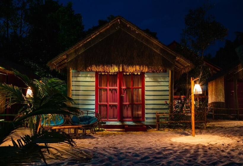 בית מלון כפרי Bamboo Jam