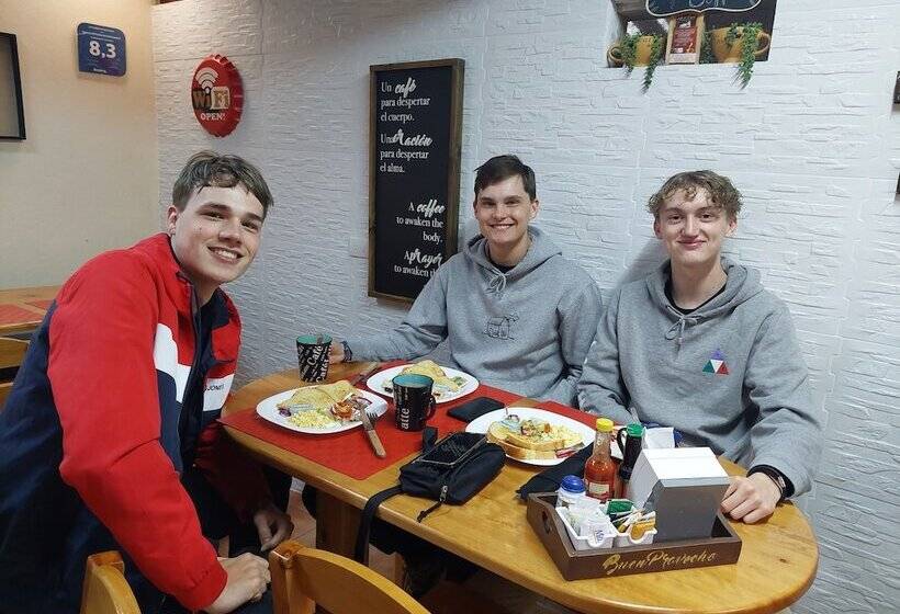 酒店 Cabinas El Pueblo B&b Monteverde