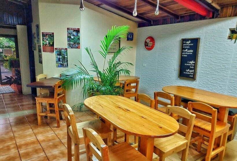 酒店 Cabinas El Pueblo B&b Monteverde