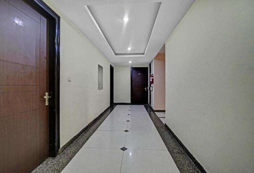 Townhouse Hotel Stay Fine