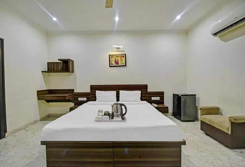 Townhouse Hotel Stay Fine