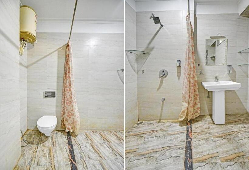 Townhouse Hotel Stay Fine