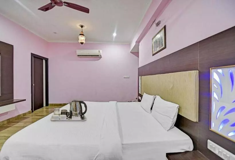 Townhouse Hotel Stay Fine